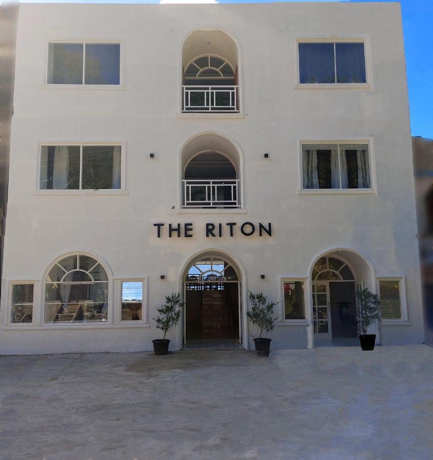 The Riton Hotel Tigaras المظهر الخارجي الصورة