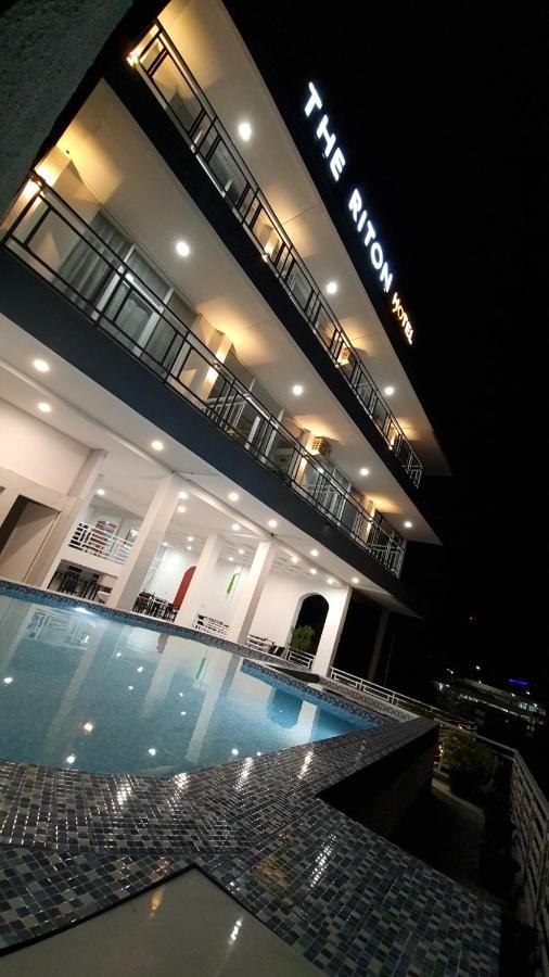 The Riton Hotel Tigaras المظهر الخارجي الصورة